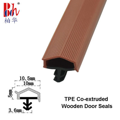 Una forma Co-sacó las tiras de goma del lacre de la TPE Weatherstrip color rojo marrón