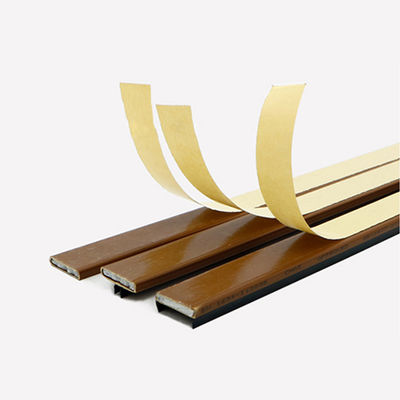 Sellos resistentes al fuego de la prueba de fuego del PVC de Brown con los rellenos del silicato de sodio 4m m x 15m m