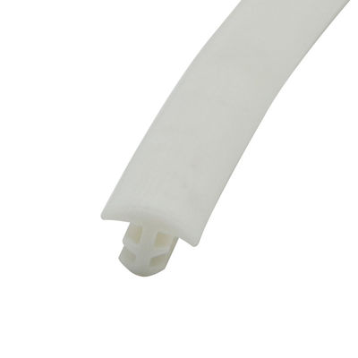 Tipo multicolor arqueado sólido de la ranura de la tira del sello de puerta del Pvc 8*2m m apoyado