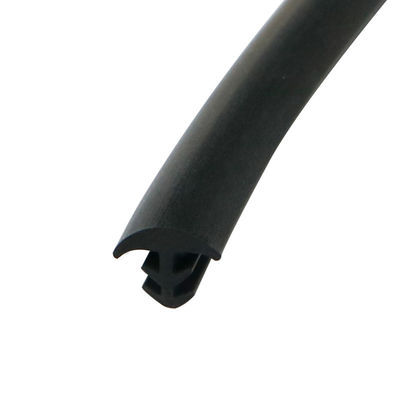 Tipo multicolor arqueado sólido de la ranura de la tira del sello de puerta del Pvc 8*2m m apoyado