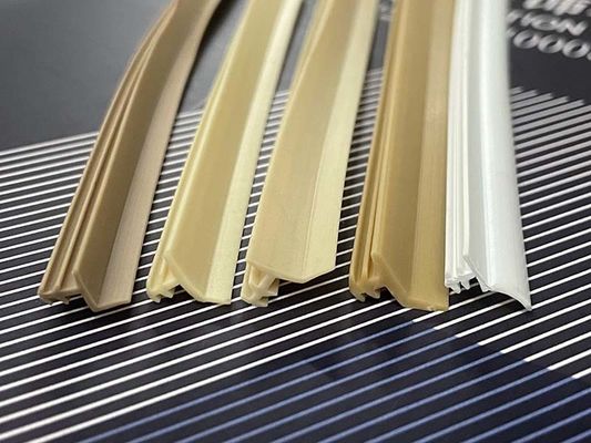 Desmontaje de tiempo de goma suave del PVC para el tablero que bordea de madera 7*4m m
