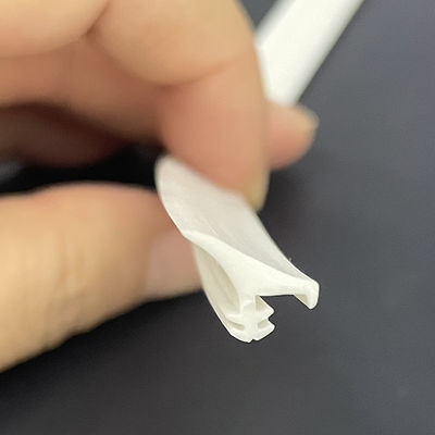 Desmontaje de tiempo del PVC de la TPE para la puerta de madera del armario del estante para libros del gabinete del vino