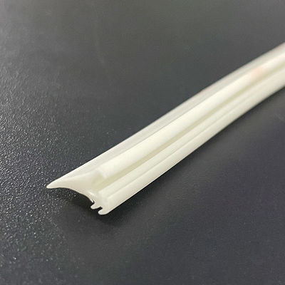 Desmontaje de tiempo del PVC de la TPE para la puerta de madera del armario del estante para libros del gabinete del vino